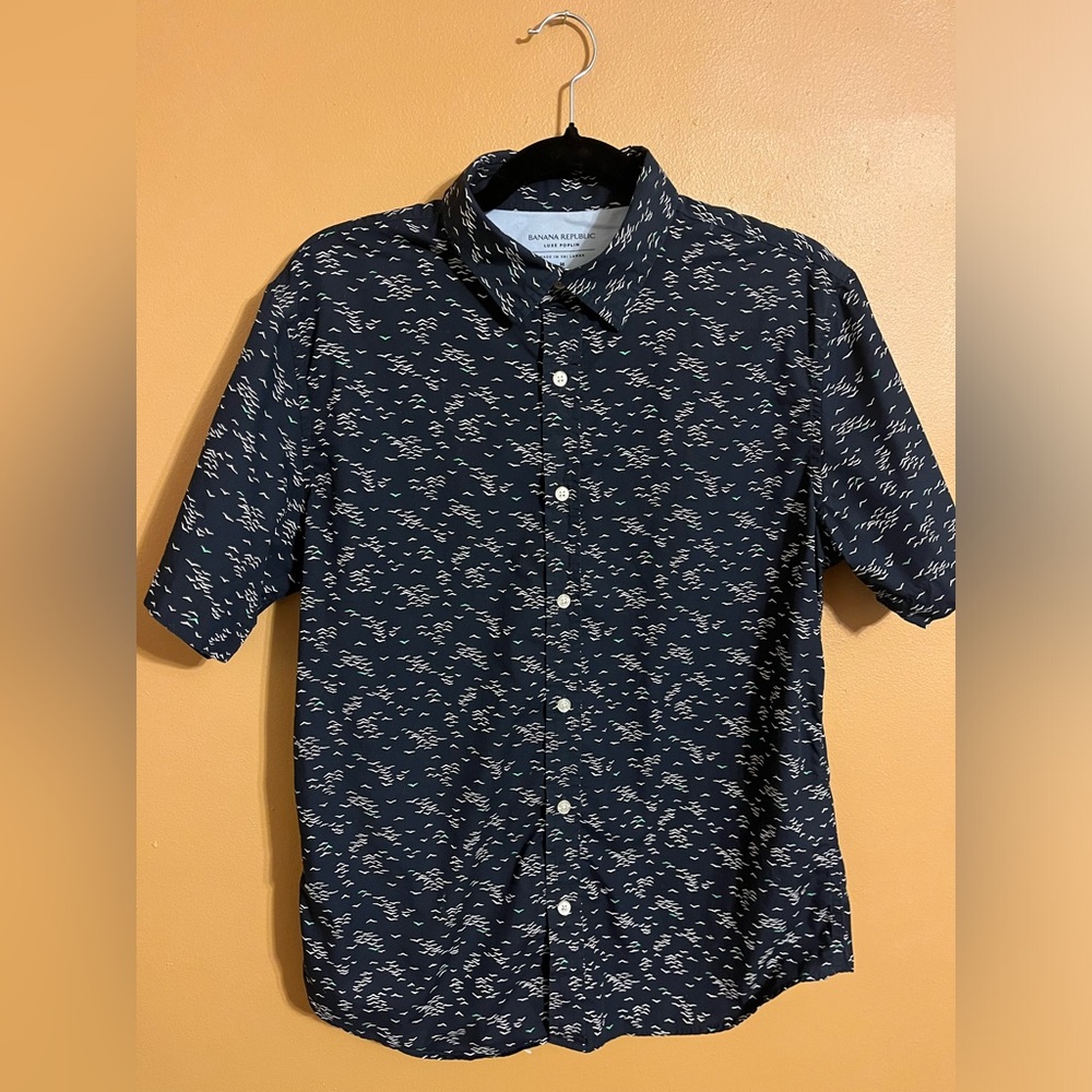 Banana Republic Luxe Men’s Poplin Slim Fit Button Down T Short Sleeve